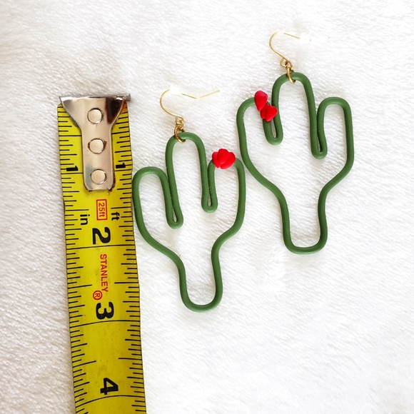 💛3 for $15 Cactus Statement Earrings - Picture 2 of 2